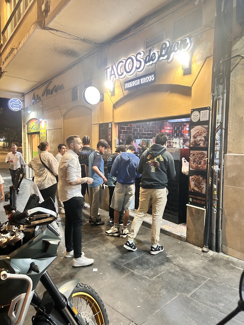 Tacos de lyon plaza la merced · Fotos 6